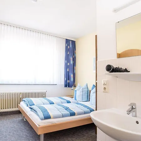 Otel Ulmer Muenster 2*