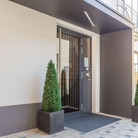 Otel Ulmer Muenster 2*