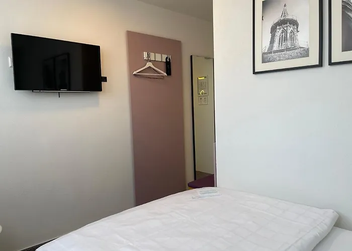 Hotell Ulmer Muenster 2*