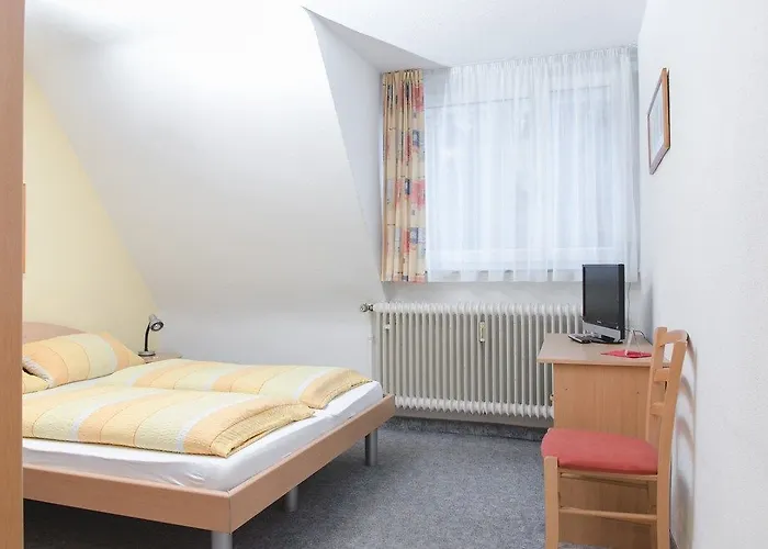 Ulmer Muenster 2* אולם