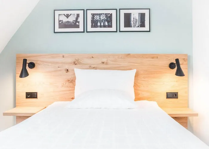 Hotell Ulmer Muenster 2*